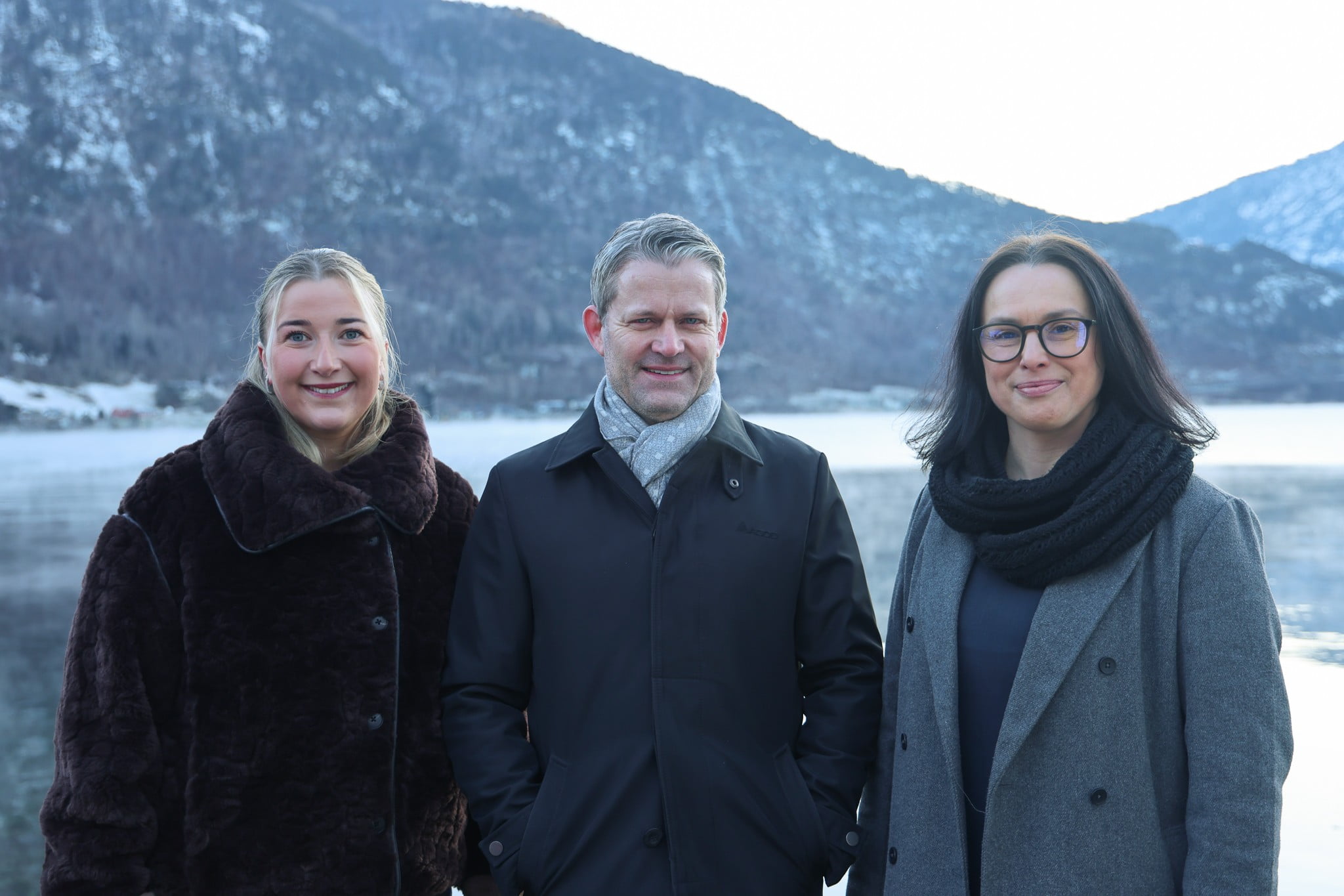 Smilande ansatte i Sogn Sparebank