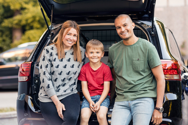 familie klar for bilferie